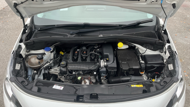 Peugeot 2008 1.2 PureTech Allure Premium 5dr [Start Stop] Petrol Estate